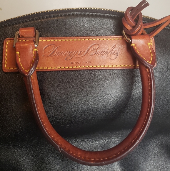 Dooney & Bourke handbag - Picture 6 of 12